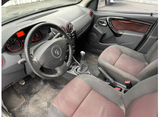 Renault Sandero Stepway 1.6 2013/2014