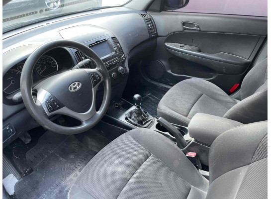 Hyundai I30 CW 2.0 MPFI GLS 16V GASOLINA 4P MANUAL 2011/2012
