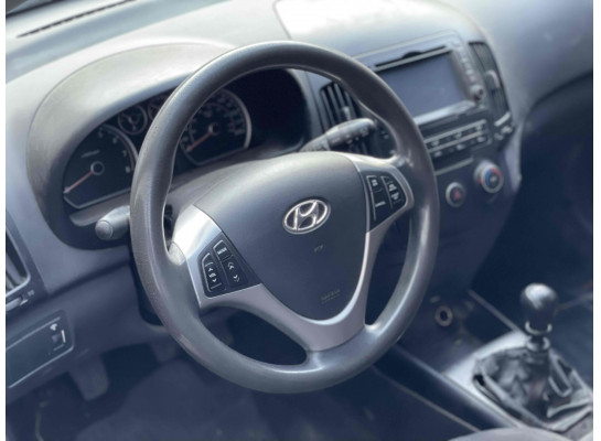 Hyundai I30 CW 2.0 MPFI GLS 16V GASOLINA 4P MANUAL 2011/2012