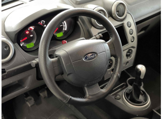 Ford Fiesta 1.6 2013/2014
