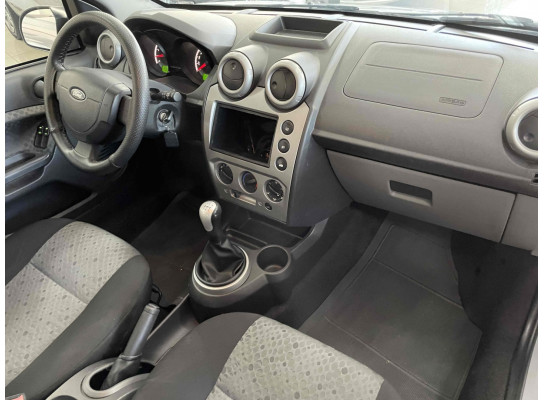 Ford Fiesta 1.6 2013/2014