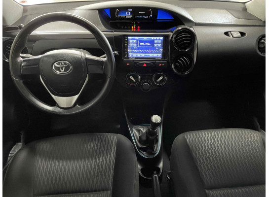Toyota Etios X MT 1.3L 2017/2018