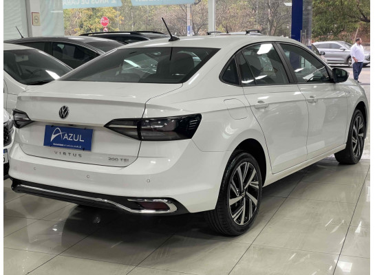 Volkswagen Virtus Highline 200 TSI 2023/2024
