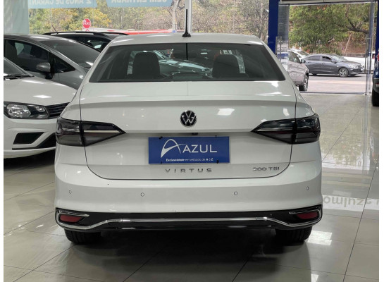 Volkswagen Virtus Highline 200 TSI 2023/2024