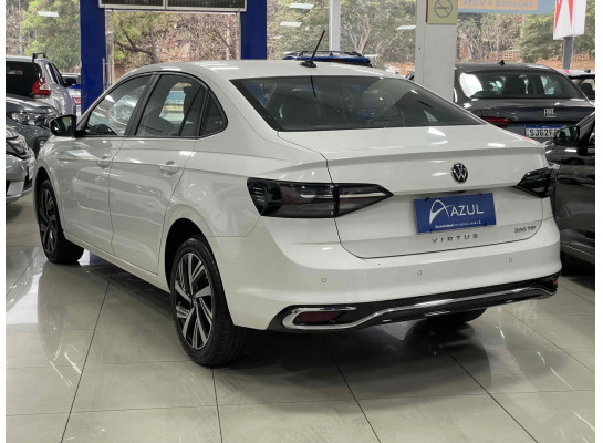Volkswagen Virtus Highline 200 TSI 2023/2024