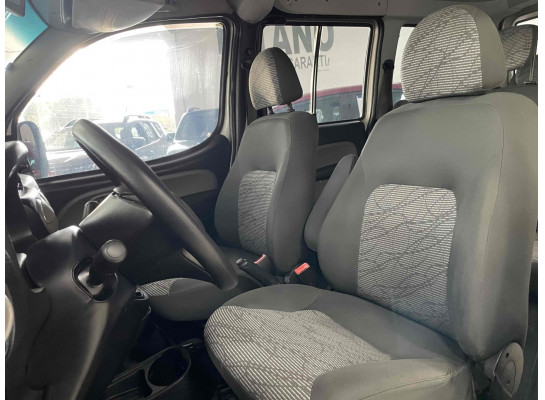 FIAT Doblò Essence 7 Lugares 1.8 16V Flex 2019/2020
