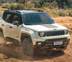 Jeep Renegade celebra 10 anos com SUV de 176 cv e teto solar